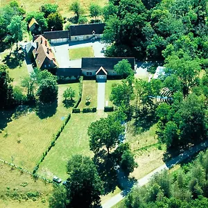 La Grange De L’ecuyer Maison d'hôtes Chemilly (Allier)